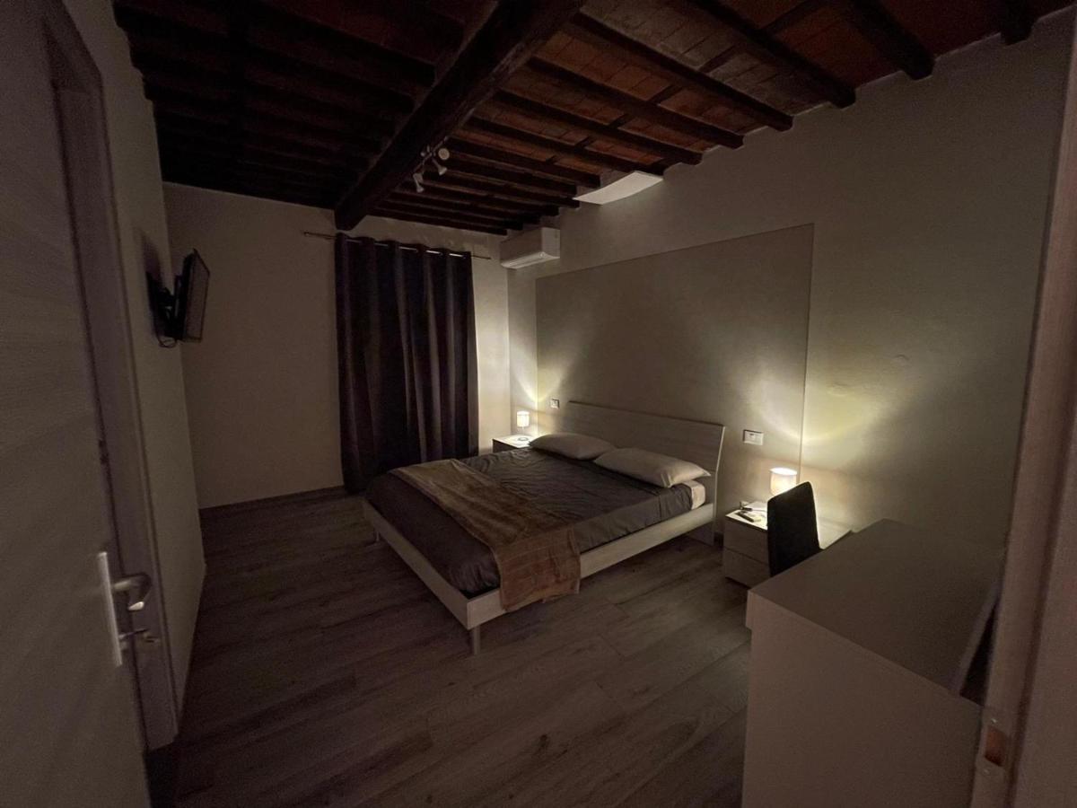 Rent Room Iacopo Capannori Ngoại thất bức ảnh