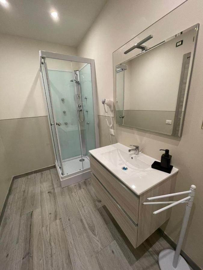 Rent Room Iacopo Capannori Ngoại thất bức ảnh